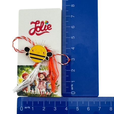 Martisor pentru copii, Jolie, Material Metal, Ambalaj Carton cu Design, Dimensiune Brosa Aproximativ 2x2 cm, Multicolor, Model Albinuta [3]