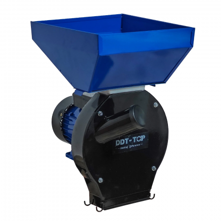 Moara electrica pentru cereale si stiuleti, DDT-TOP,Cuva Mare, motor 4.2 kw , 3000 rpm, 320 kg/h, 4 site de rezerva, 20 ciocanele,bonus sac,surubelnita si perie,Buton on/off [1]