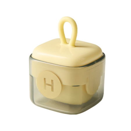 Pentru Casa si Camping - Rola pentru scame, Flippy, Indreptator de Scame Laviabila, forma de Cub din plastic, Portabil si Dragut 6 x 4.3 x 4.3 cm, Alb Crema