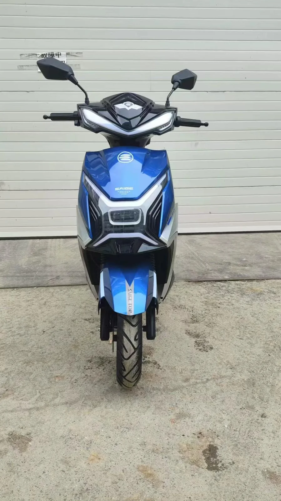 Scuter electric fara permis Saige ZJ, motor 1500W, 60V. 20Ah, autonomie 70 km, viteza maxima 25 km/h [5]