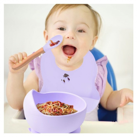 Set 10 piese diversificare bebelusi si copii din silicon Flippy, baveta, farfurie compartimentata cu ventuza, bol cu ventuza, tacamuri din lemn si silicon, cana pentru gustari, fara alergeni, mov [1]