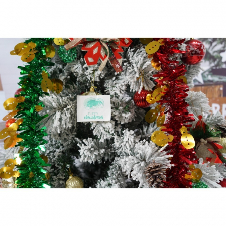 Set brad artificial de Craciun si elemente decorative, nins, decorat cu conuri pin, pentru interior/exterior, inaltime 210 cm, diametru 131 cm, 630 ramuri, Flippy, alb/verde, suport metalic inclus [4]