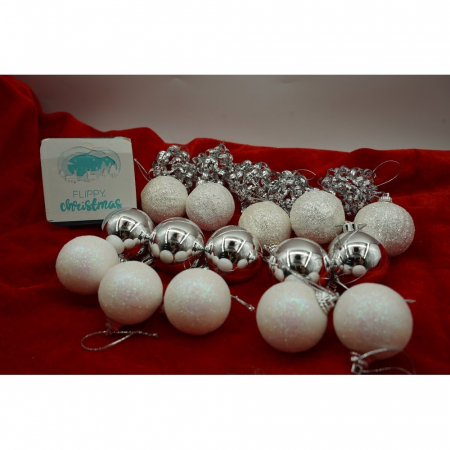 Set de 20 ornamente de brad, Flippy, de tip Glob, Alb/ Argintiu, din polistiren, cu finisaj sclipitor , cutie  4  cm adancime x 20  cm lungime x 16  cm inaltime [6]