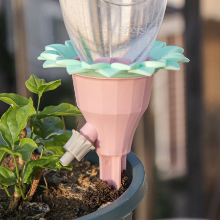 Lichidare Set picuratoare cu valva pentru irigare Flippy, design floare, viteza reglabila, fixare prin infigere, practic, 16.8 x 9 cm, roz [10]