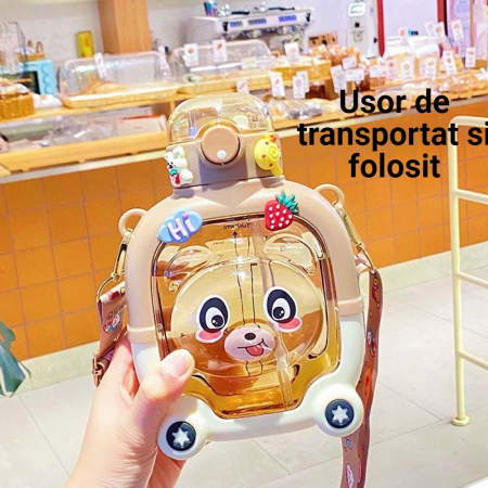 Sticla cu pai pentru copii, Flippy, model ursulet, gradata, stickere aplicate, curea reglabila, din plastic rezistent la cadere, 1l, Maro, 20 x 13 cm [4]