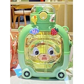 Sticla cu pai pentru copii, Flippy, model ursulet, gradata, stickere aplicate, curea reglabila, din plastic rezistent la cadere, 1l, Verde, 20 x 13 cm [2]