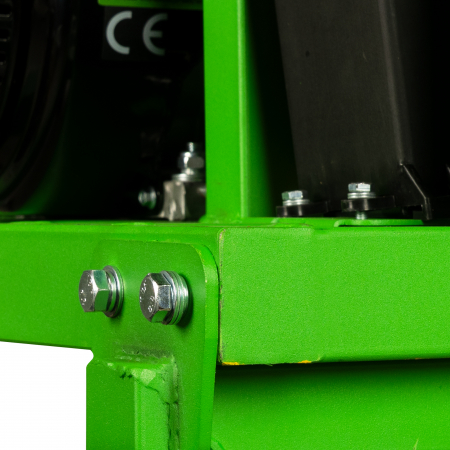 Tocator crengi Micul Fermier, motor benzina 18CP, diametru maxim de taiere Ø120mm, cu carlig de remorcare, pentru brichete [18]