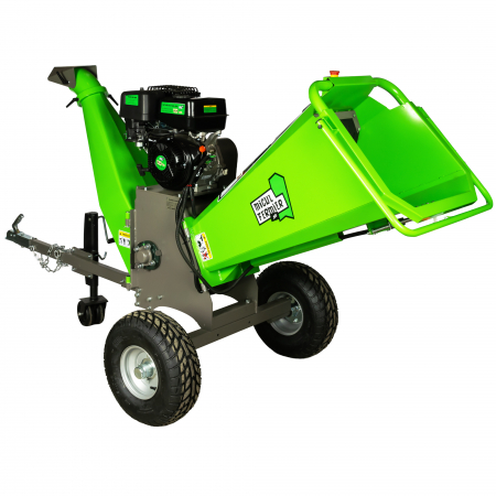 Zootehnie - Tocator de crengi Micul Fermier, motor benzina 15 CP, cu carlig de remorcare, 150 mm diametru maxim de taiere, pentru rumegus