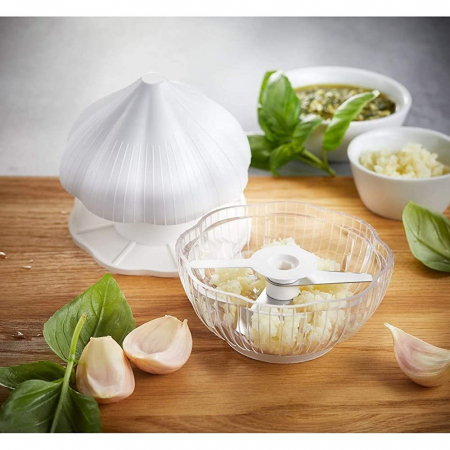 Tocator manual pentru usturoi, in forma de usturoi, cutite rezistente, utilizare prin apasare, material ABS si inox, 9.5x9.5x9.3 cm, alb [1]