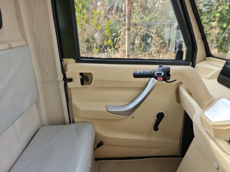 Tricicleta electrica Ektro KH01, fara permis cu cabina, Motor 2000W, Autonomie 70km, Acumulator 72V 52Ah, Greutate suportata pana la 774Kg [10]