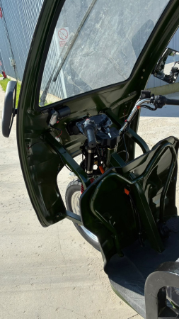 Tricicleta Electrica Knight Z, Cabina cu Parbriz, Bena mare 160x105, Autonomie 70 km, Motor 1500W, 72V/58Ah, fara permis [5]