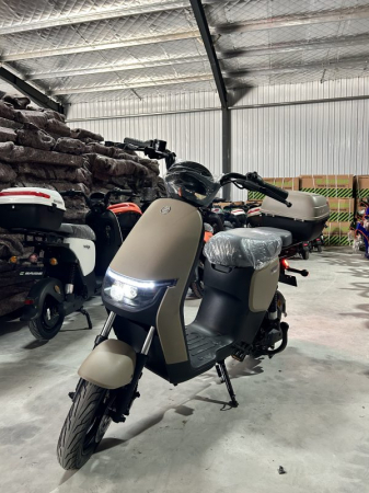 Fără permis - Scuter electric cu pedale XJH EEC 800W,Baterie 60V 20Ah, Autonomie 100 km, Fără permis