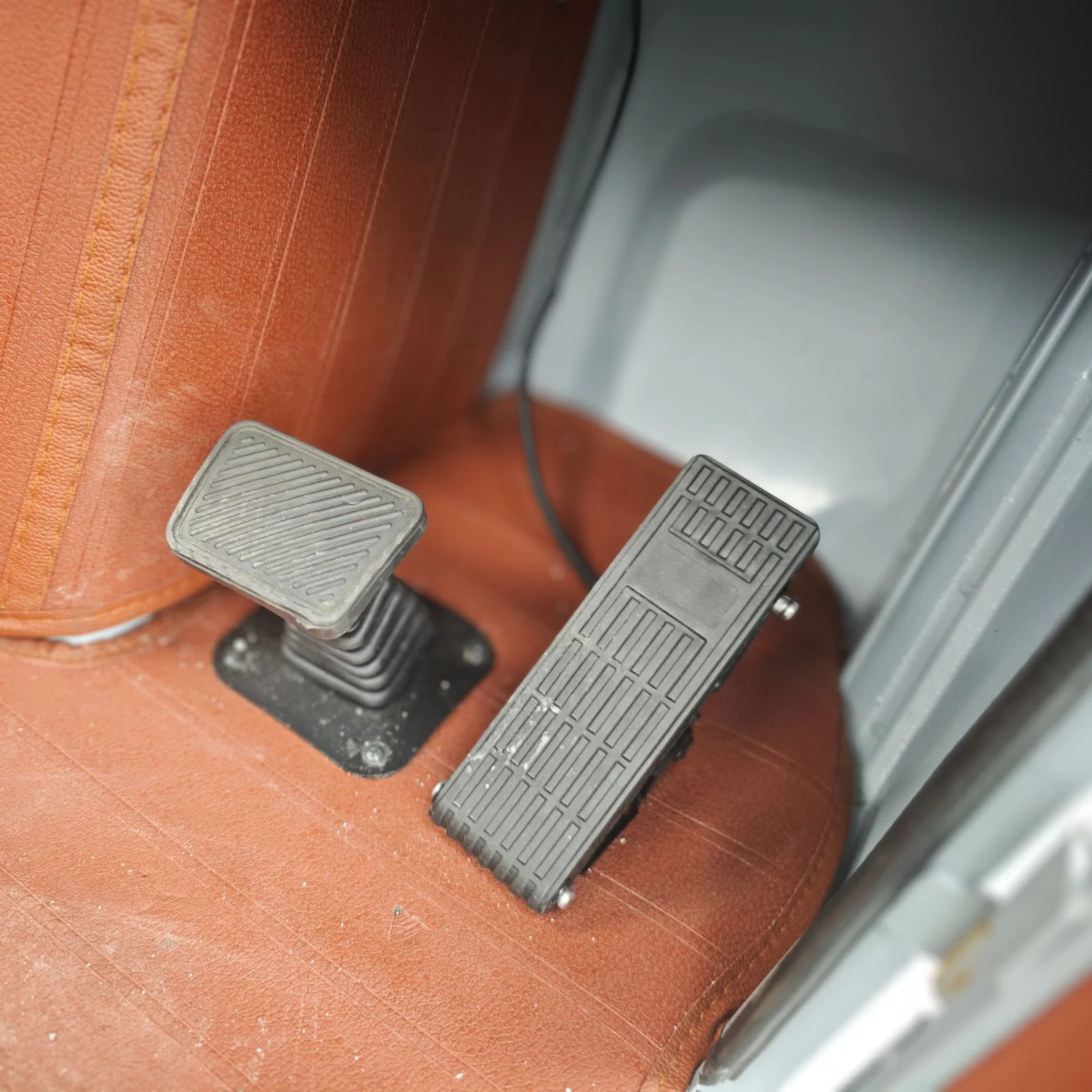 Triciclu electric Geeli Sky Van, 3000 W, 72V 52Ah , fara permis, autonomie 50 km [12]