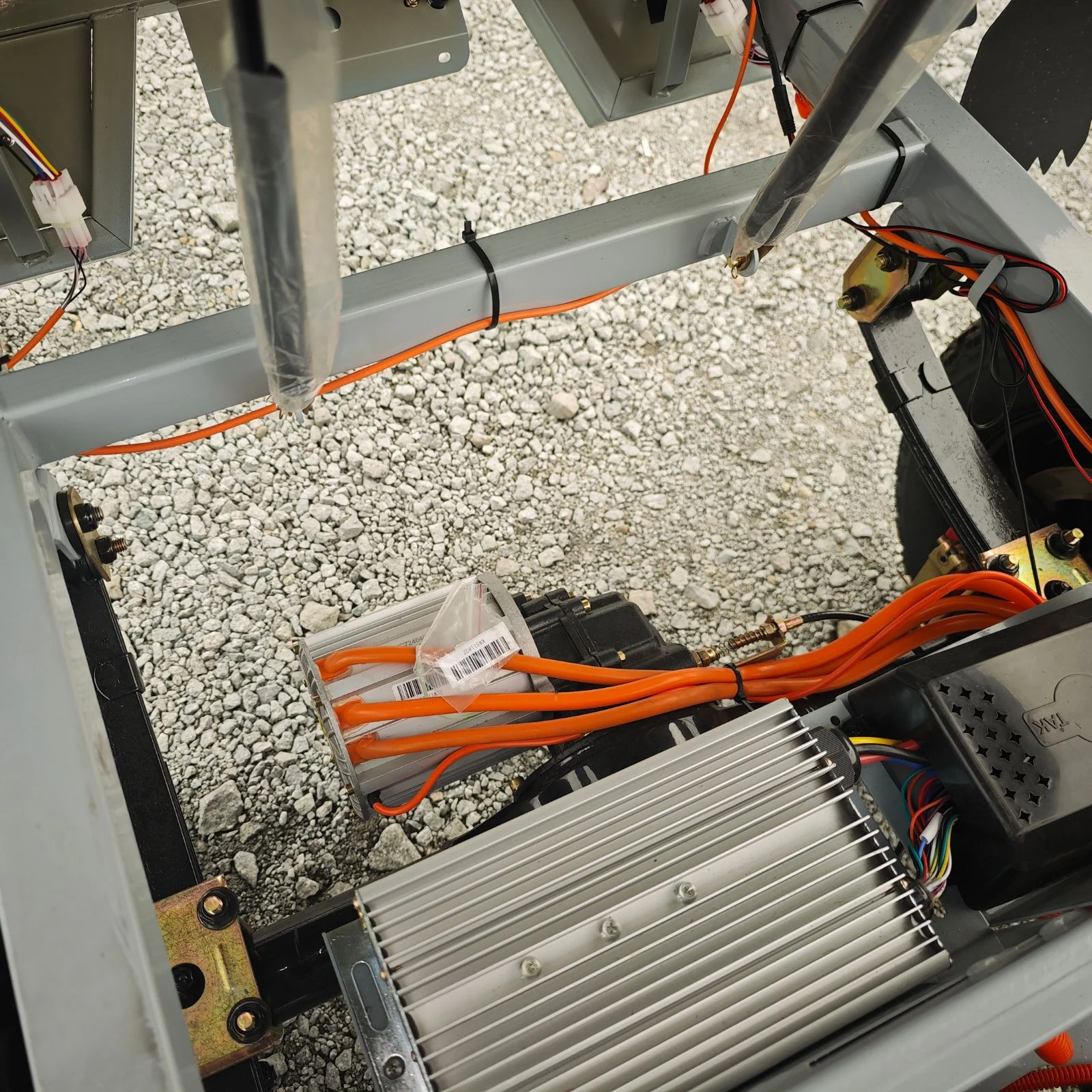 Triciclu electric Geeli Sky Van, 3000 W, 72V 52Ah , fara permis, autonomie 50 km [4]