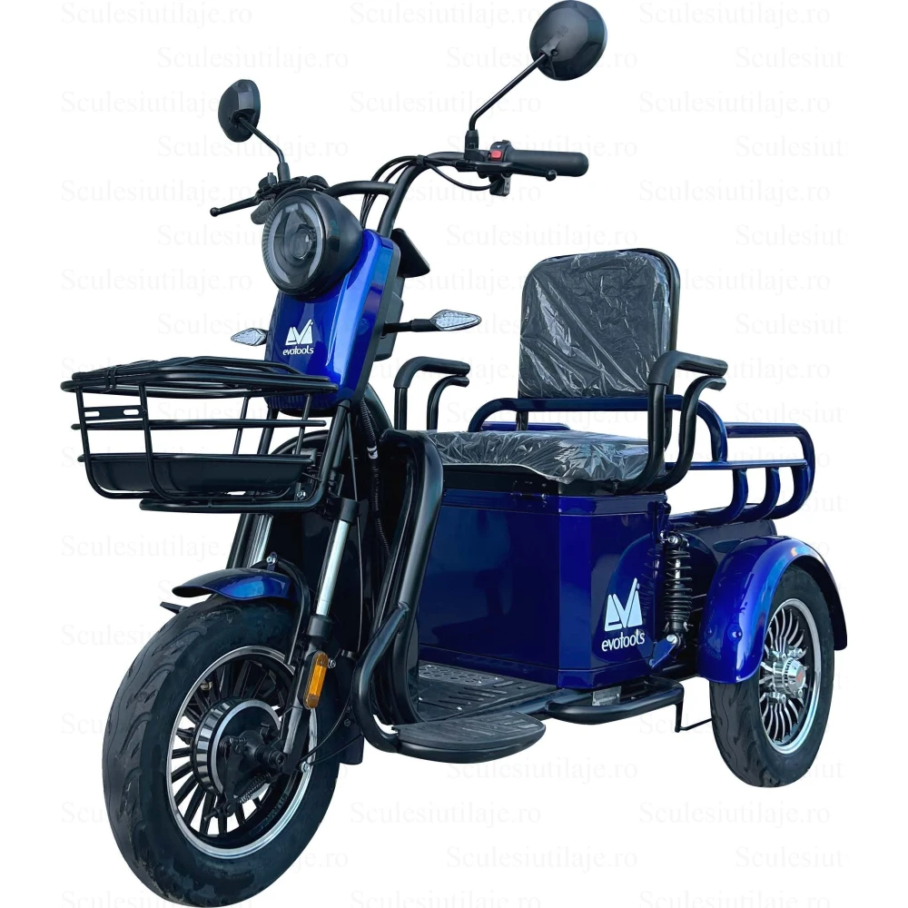 Fără permis - Triciclu Electric pentru Persoane TRP500, putere maxima 700W, 48V/20Ah, autonomie 35 km, 3+R, spatiu depozitare, afisaj digital, fara permis