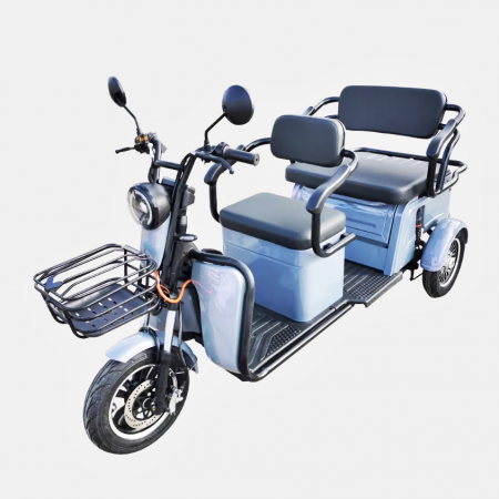 Fără permis - Triciclu electric persoane P1-00 EEC Gr; 2000 W, fara permis, 25 km/h, autonomie 60 km