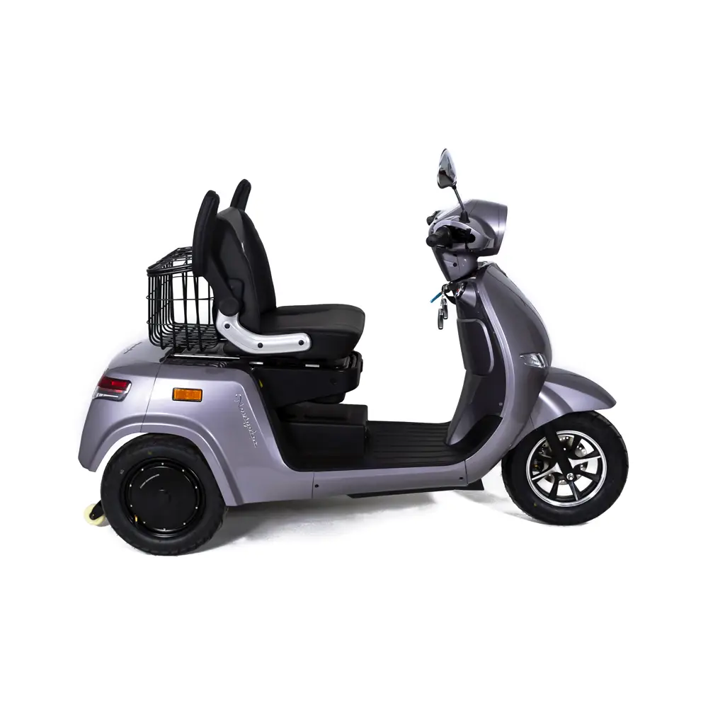 Triciclu Electric Rotakt Navigator cu Doua Motoare De 400W Viteză 25 km/h Autonomie 80 km Baterie plumb-acid 60V 20Ah Greutate maximă 300kg, Fără permis [1]