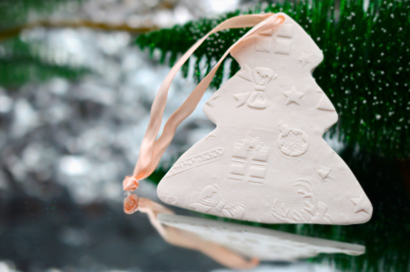 Ornamente de Craciun - Brad alb
