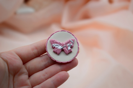 Brosa Fluture [1]