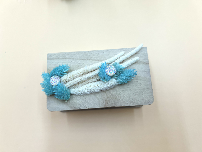 set-botez-baieti-lumanare-ceara-naturala-cutie-suvirta-sticluta-mir-handmade-romania [5]