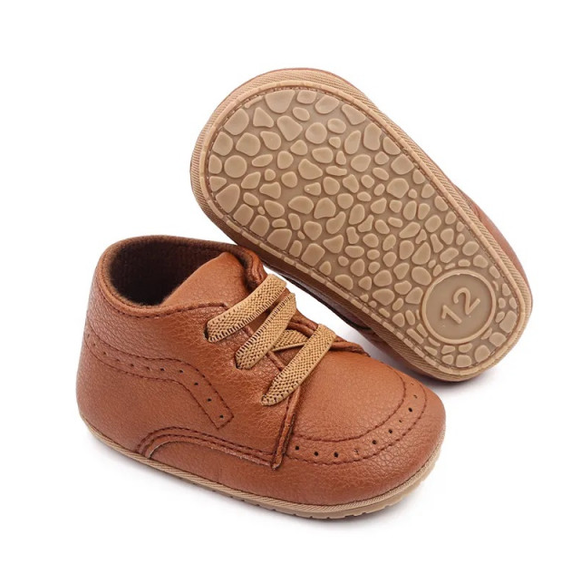 Pantofi maro, pentru bebelusi, cu siret, tip ghetuta [2]