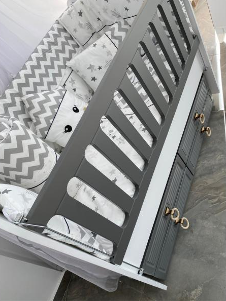 Patut cu leganare si lat. culisabila MyKids Olivia Alb Gri 130x70 [3]