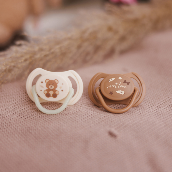 Set 2 Suzete simetrice din silicon 0-6 m, Babyono [10]