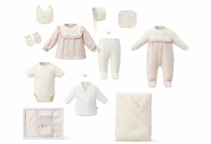 Set cadou 10 piese pentru nou nascuti, Bumbac Organic, Luxury Girl, Floricele brodate [2]