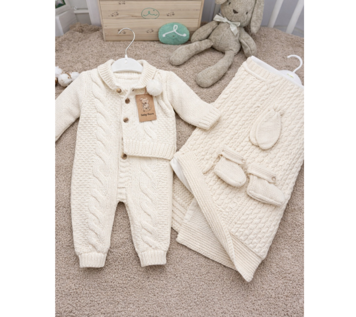 Set tricotat bebeluși 0–3 luni , salopetă, căciuliță, botoșei și păturică [4]