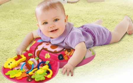 Covoras de joaca - Pernă burtică cu activități - model girafă