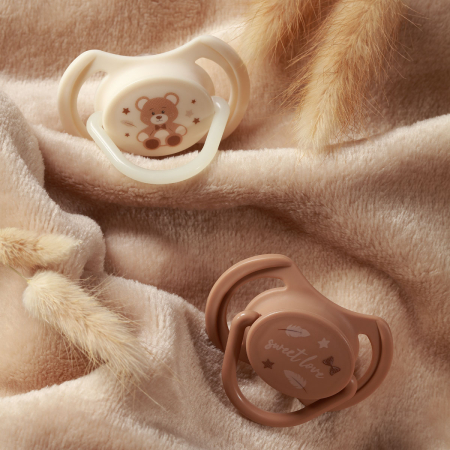 Set 2 Suzete simetrice din silicon 0-6 m, Babyono [10]