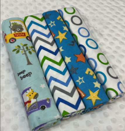 Scutece - Set 4 scutece  din finet model cu animalute