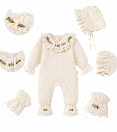 Costumase toamna-iarna - Set salopeta cu caciulita, Muselina bej, Cu broderie si floricele 3D aplicate