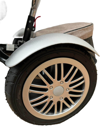 Tricicleta cu scaun reversibil Still, 6-36 luni, cu pozitie de somn, cu lumini si sunete, roata Plina, gri [1]