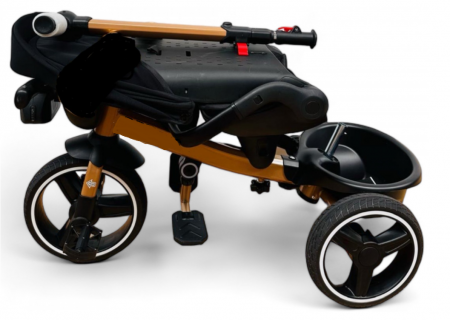Tricicleta cu scaun reversibil Still, 6-36 luni, cu pozitie de somn, roata cauciuc, lumini si muzica, 8 luni-5 ani, Pliabila, Negru auriu [5]