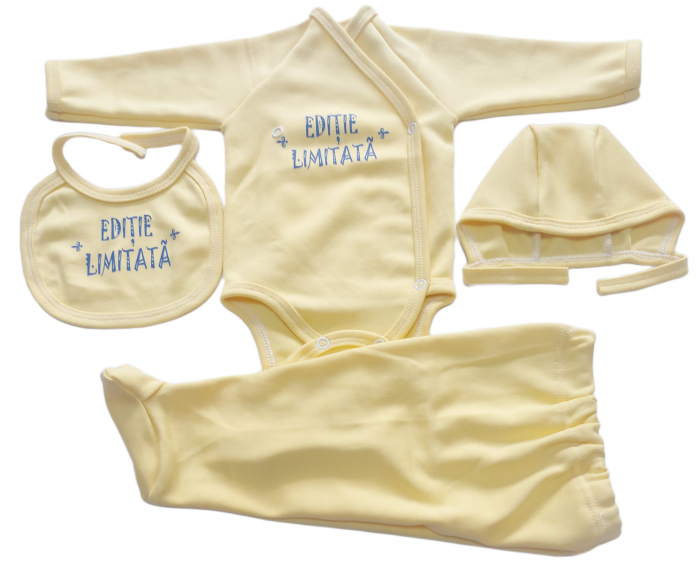 Costumas 4 piese Fabricat in Romania [1]