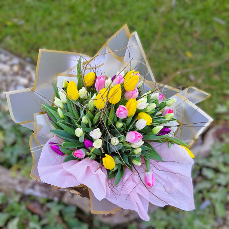 Ocazii - Buchet 55 lalele multicolore românești