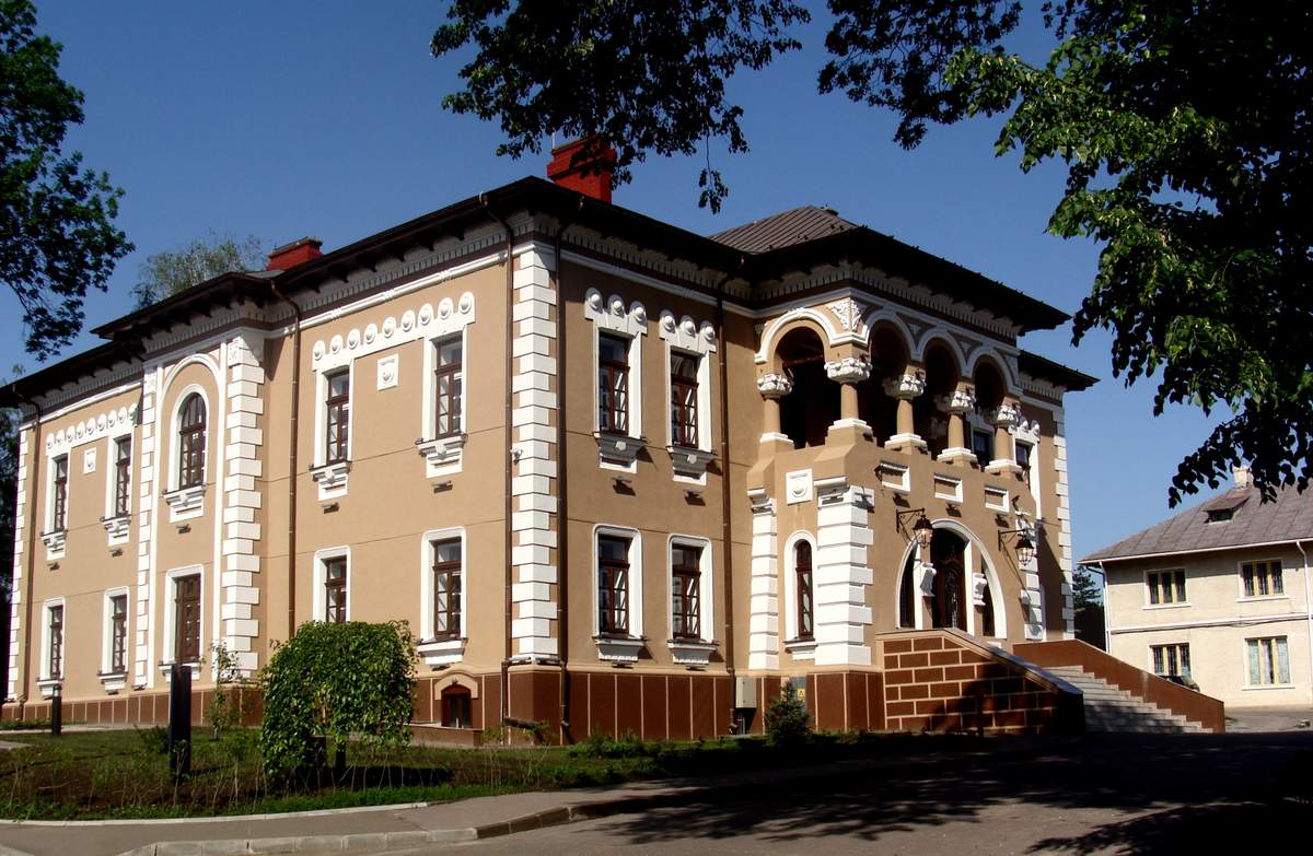 Ion Irimescu Art Museum in Fălticeni