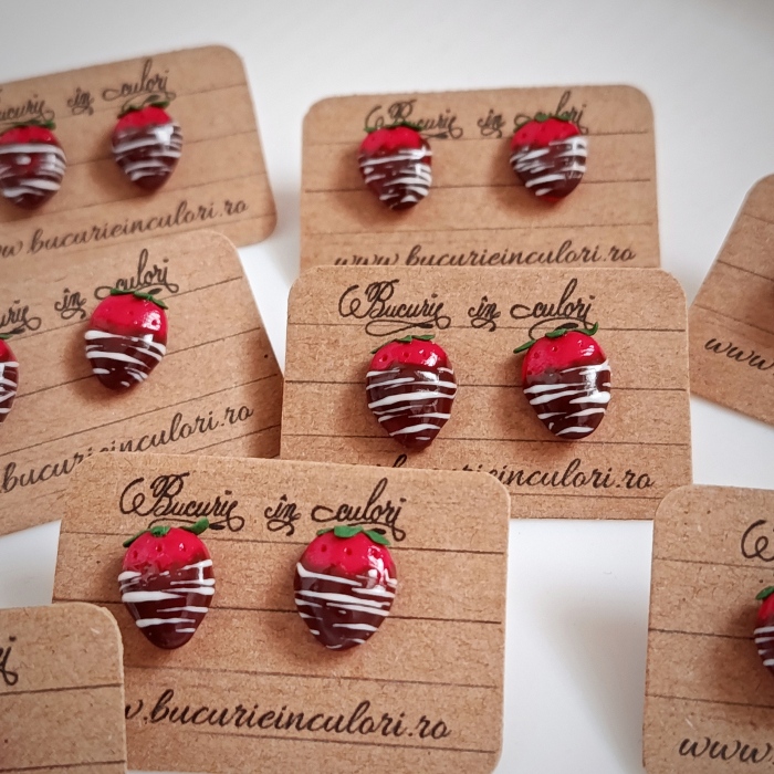 Cercei- capsuni invelite in ciocolata (stud) [6]