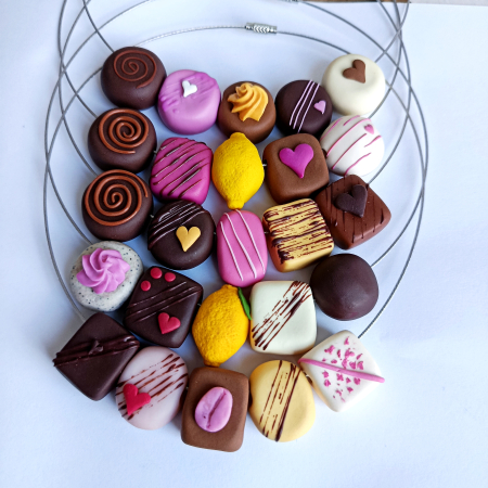 Coliere cu gust - Coliere artizanale - Dulce fantezie