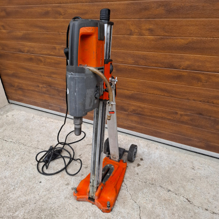 Scule - Masina de carotat Husqvarna DM 280 + stativ DS 250 – folosită