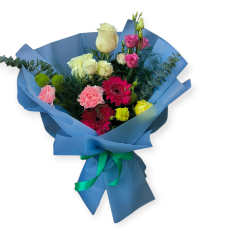 Buchete Trandafiri - Buchet cu trandafiri gerbera si lisianthus Buqueteria