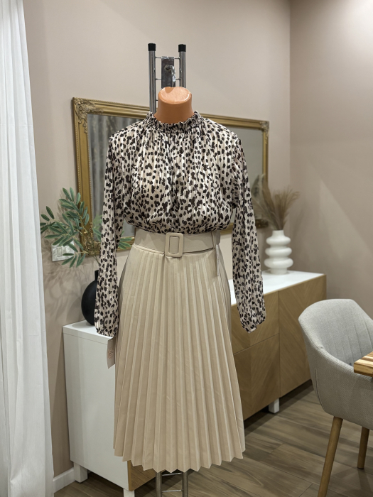 Bluză elegantă cu inserții aurii - bej [3]