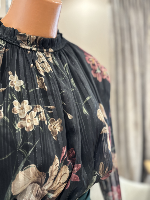 Bluză elegantă - negru floral [5]
