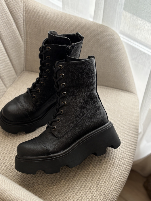 Bocanci cu talpă înaltă din piele naturală – Made in Romania [1]