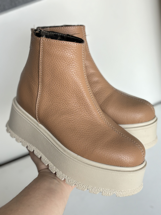 Botine cu talpă înaltă din piele naturală – fabricat în România [4]