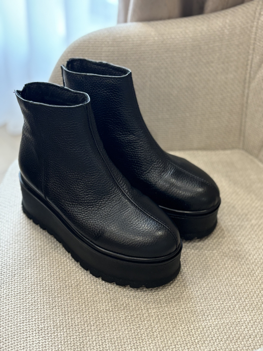 Botine din piele naturală – Made in Romania [2]