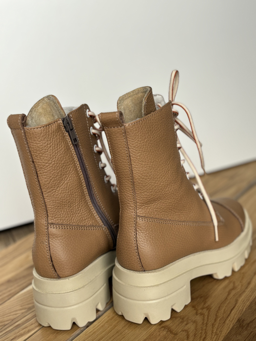 Bocanci îmblăniți din piele naturală – fabricați în România [5]