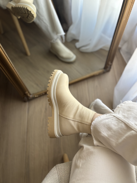 Botine din piele naturală bej deschis [7]