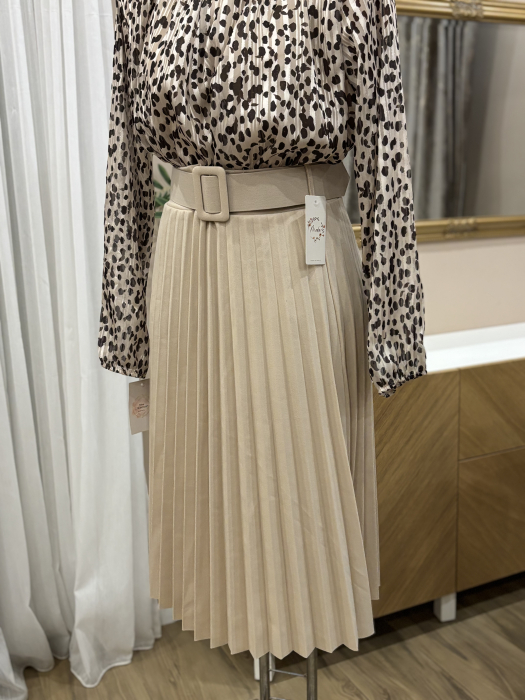 Fustă bej plisată cu curea [2]
